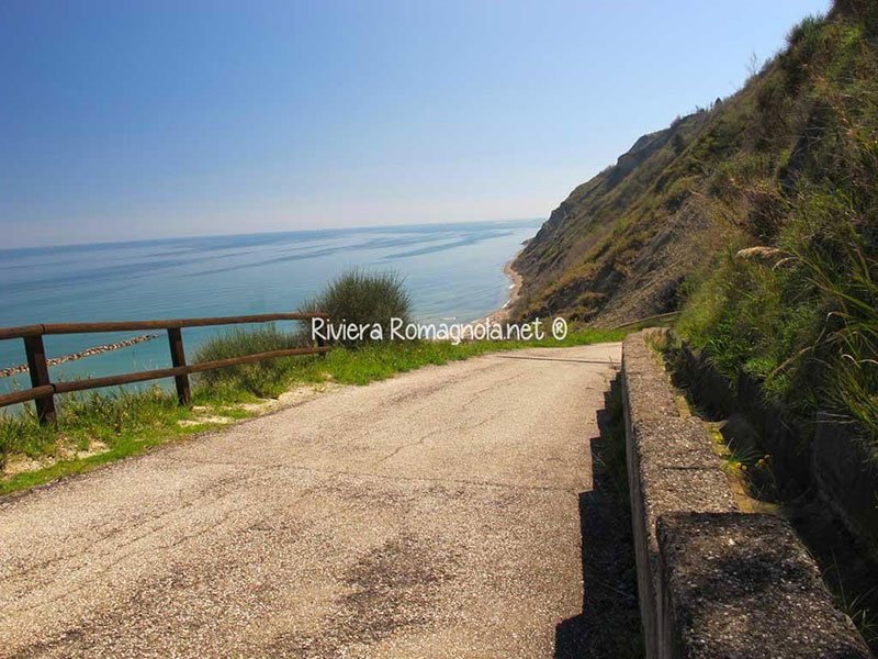 Fiorenzuola Di Focara Come Raggiungere La Spiaggia