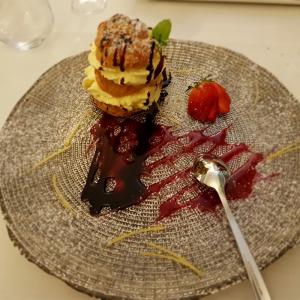 dolce fatto in casa in un ristorante di Bellaria